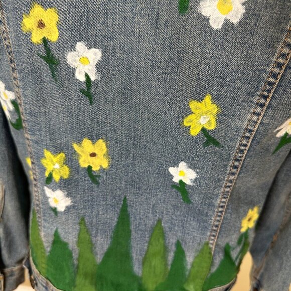 HANDPAINTED Old Navy Jean Jacket with flowers & trees size Medium - Picture 5 of 10